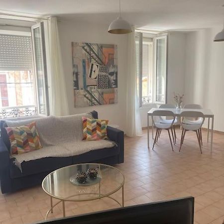 Appartement A 100 M De La Gare Port-de-Bouc Exteriér fotografie